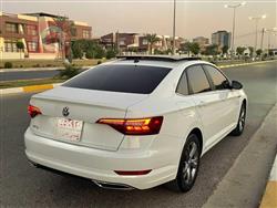 ڤۆڵکسواگن جێتا